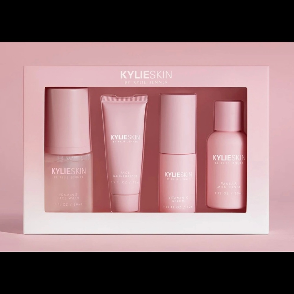 KylieSkin travel set